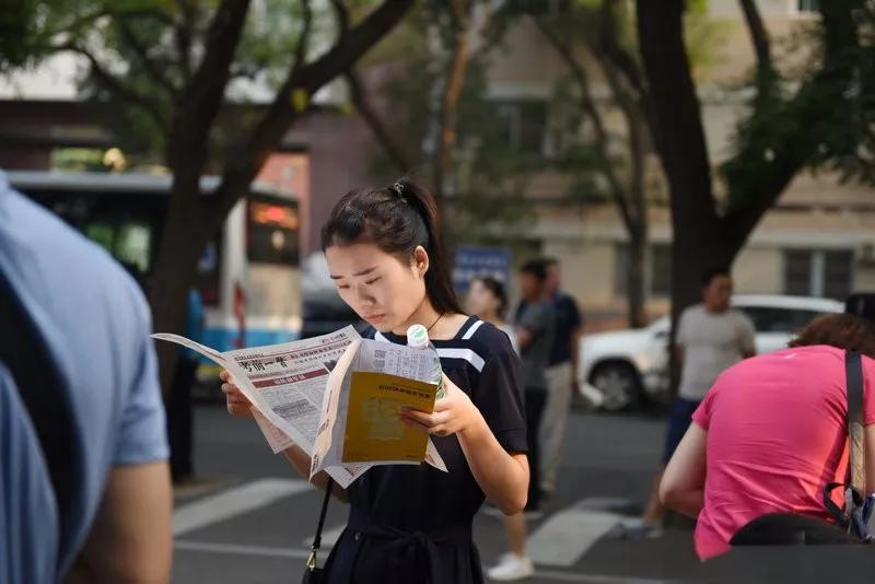 中国当代文学研究投稿全解析：从准备到发表，不走弯路！