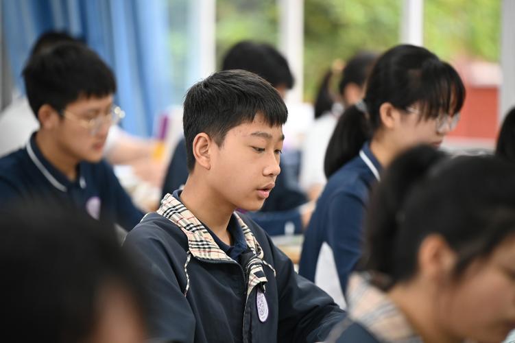 解析语言学《中国俄语教学》期刊杂志：介绍及论文发表投稿指南