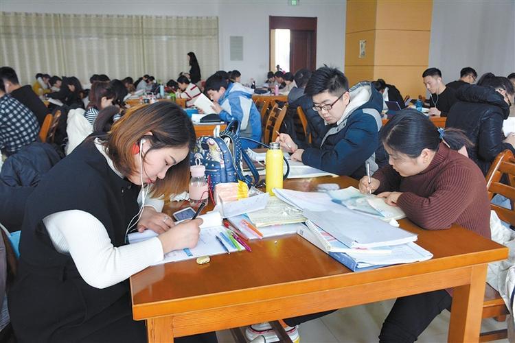 解析经济经营管理投资理财《竞争力》期刊杂志：论文发表投稿指南