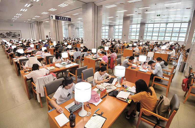 视觉影像美照化妆造型器材《人像摄影》期刊：投稿发表论文要求