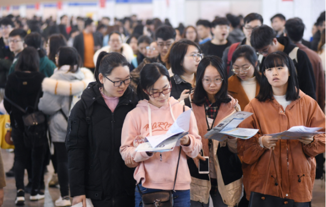 美学美术书法艺术《美与时代》中旬期刊：投稿发表论文栏目及要求