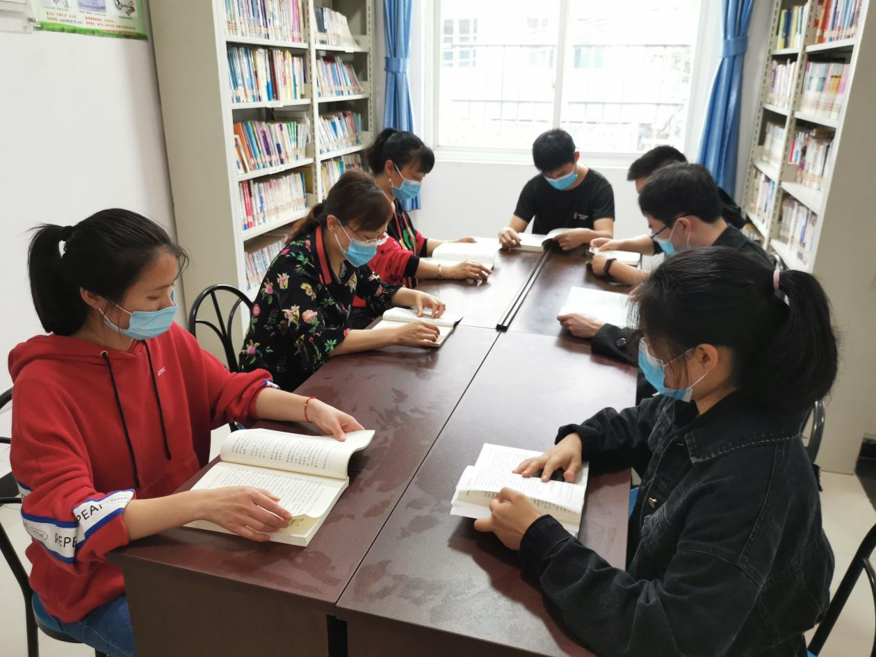 区域国际贸易宏观调控《经济问题探索》期刊：投稿发表论文要求