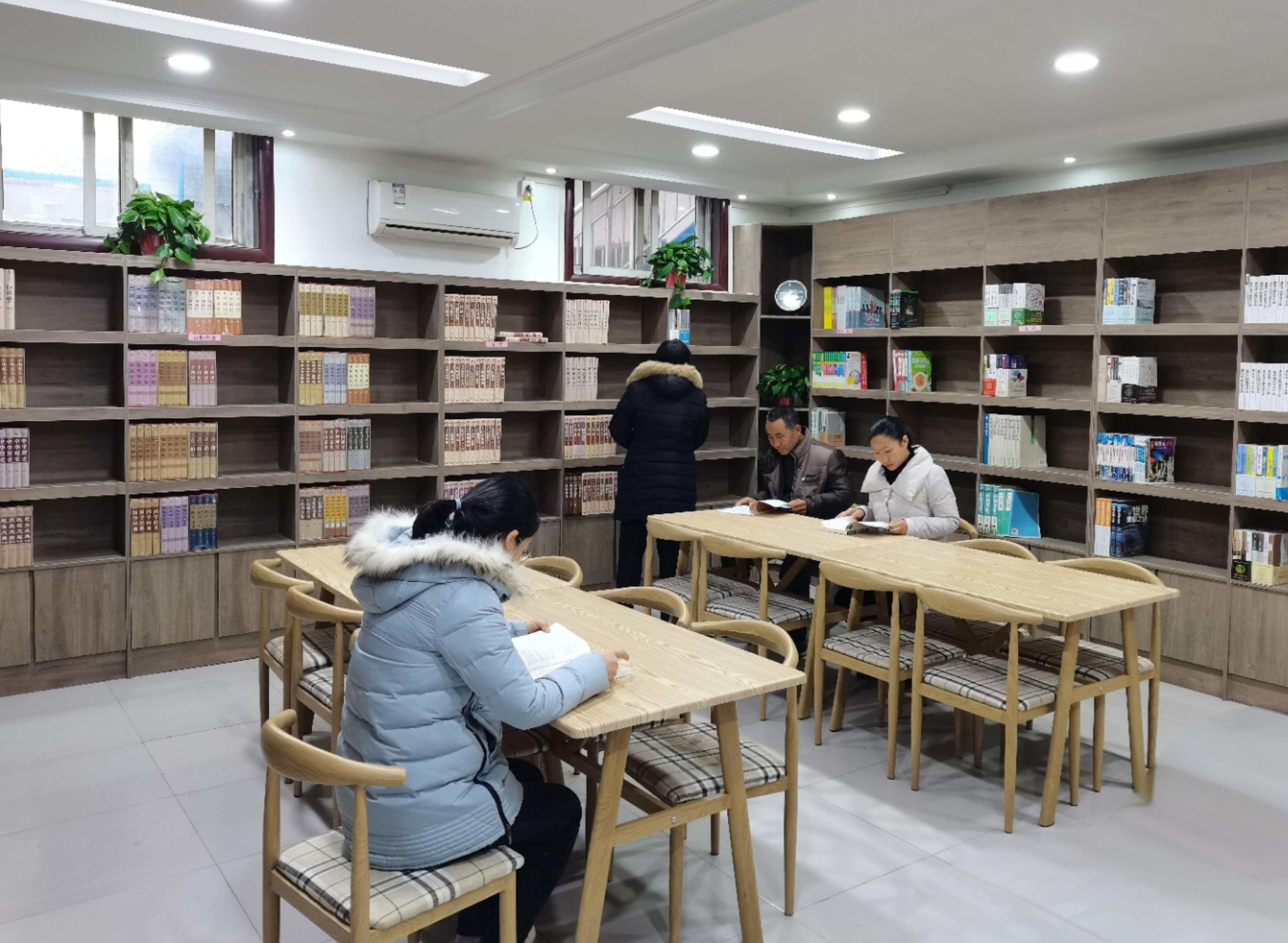 金融三农产业宏观经济《财经科学》期刊杂志：投稿发表论文要求