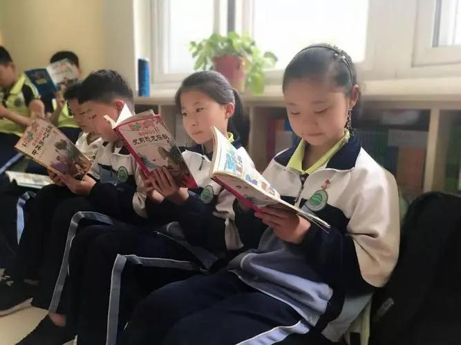 国民产业工商贸易《南京财经大学学报》期刊：投稿发表论文栏目