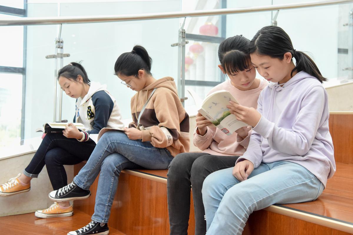 宏观经济理论金融《云南财经大学学报》期刊：投稿发表论文要求