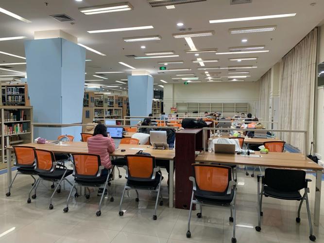 经济贸易教育创新保障《中国发展评论》期刊：投稿发表论文栏目