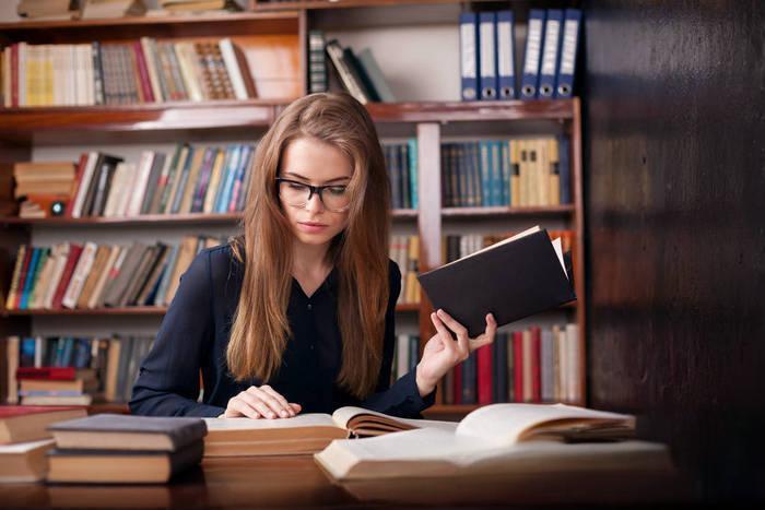 财税金融贸易财会产政经营销《智富时代》期刊：投稿发表论文栏目