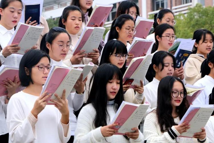 经典作品品读文学创作赏析《长江小说鉴赏》期刊：发表论文投征稿