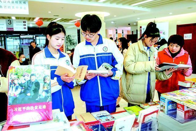 评职称发表论文投稿攻略：上知网万方维普文化文学期刊杂志精选