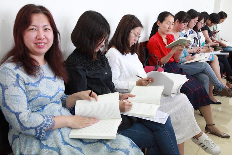 干货分享：评职称出书费用全解析及出书办理流程指南