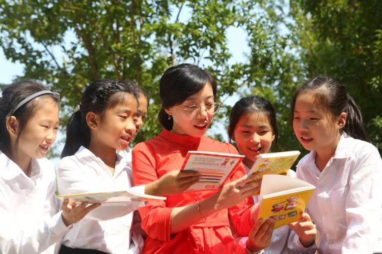 高级经济师经济管理方向：职称评定与专著教材出书出版署名指南