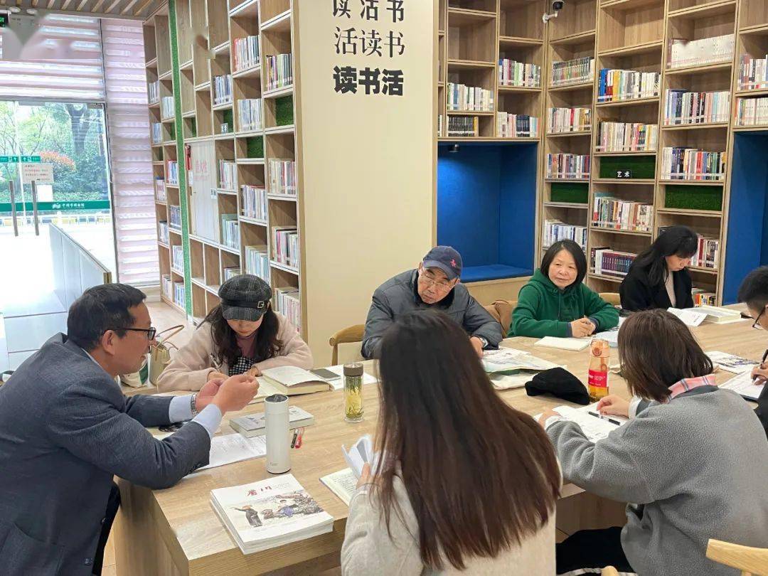 社会科研专业职称晋升研究员必备：20万字著作出书出版流程与评职称技巧