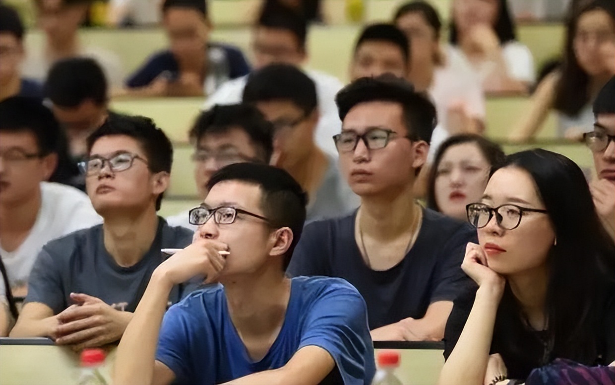 资源智用·职称导航：资源综合利用领域学术专著署名与出书出版指南