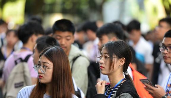 高校教师职称晋升中高级讲师教授：主编副主编专著教材出书署名详解