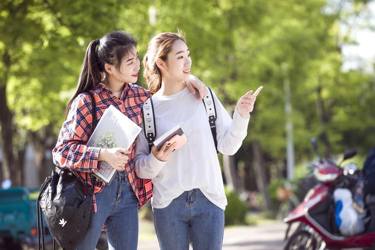 计算机网络通信通讯云计算物联网备：评职称学术专著主编副主编出书署名指南