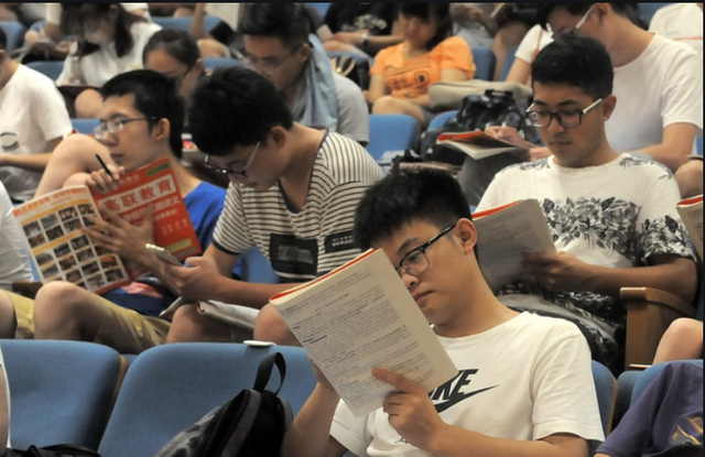 【水利水电专业出书出版秘籍】如何署名主编、副主编、编委，让学术专著教材出版更顺畅？