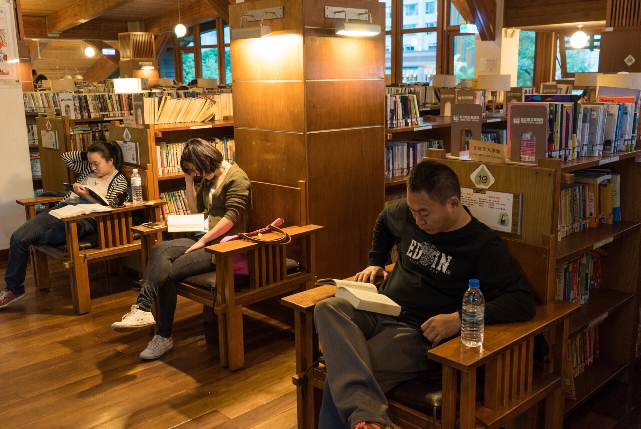 电工材料与电气控制职称申报宝典：专著译著出书出版署名办理全攻略