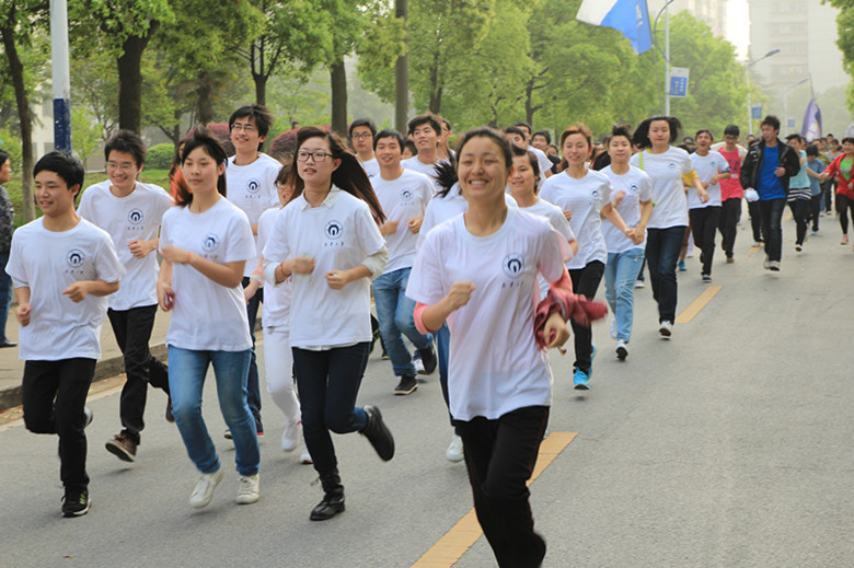 深度解析：中专教师评职称自费出书出版教育教学专著教材办理流程实战步骤与技巧