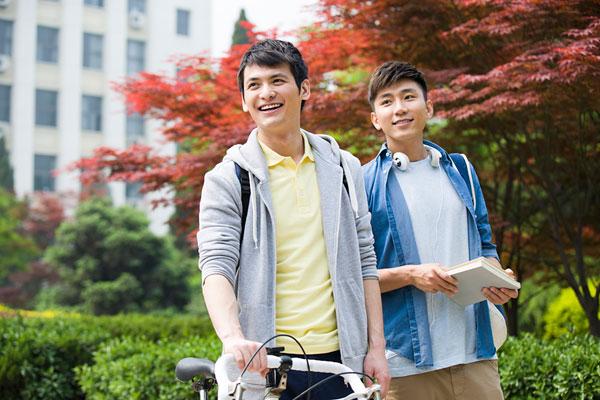 中高级经济师职称评定论文发表期刊杂志精选：权威性与影响力并重的推荐榜单