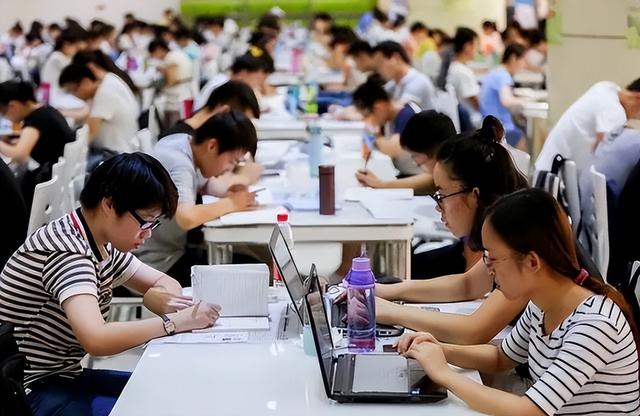 护理核心论文发表全攻略：让你的研究成果闪耀学术舞台！