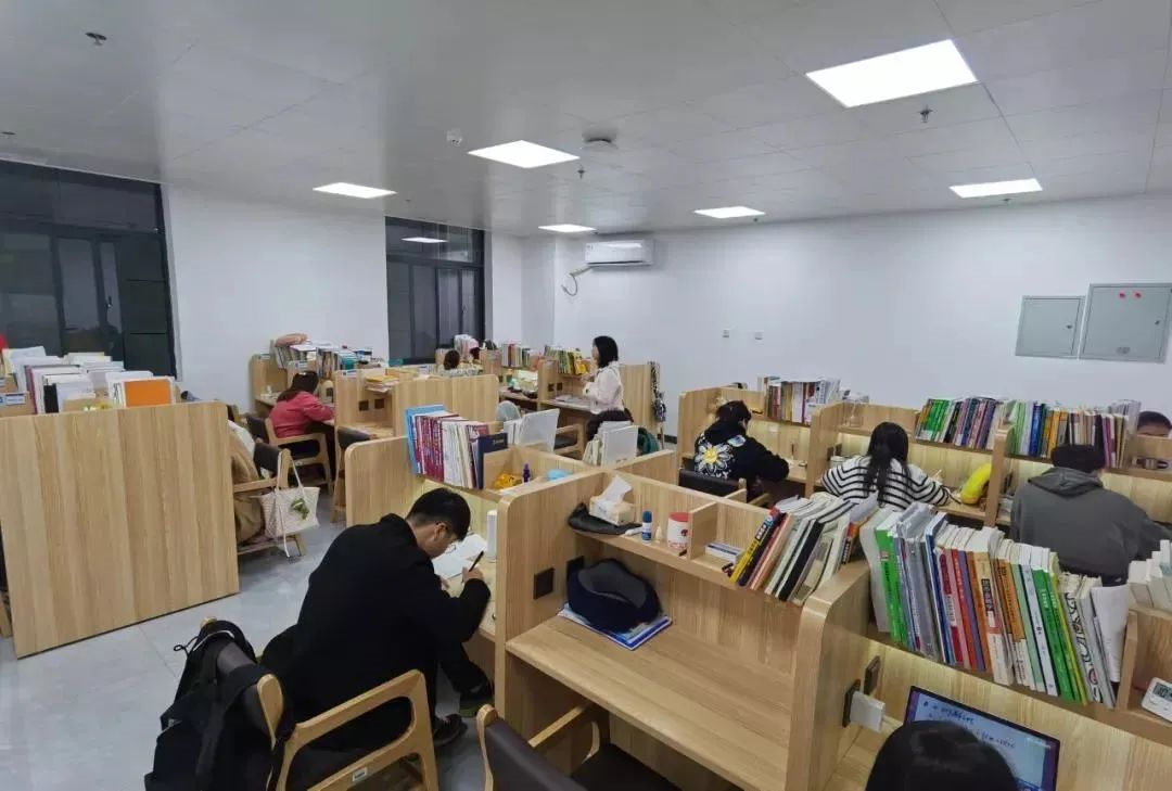 职称晋升之钥：职称论文发表的重要性与意义解析